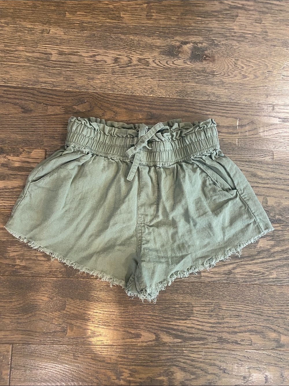 🖤3/$10 Rewash Olive Green High-Waist Paperbag Shorts with Frayed Hem